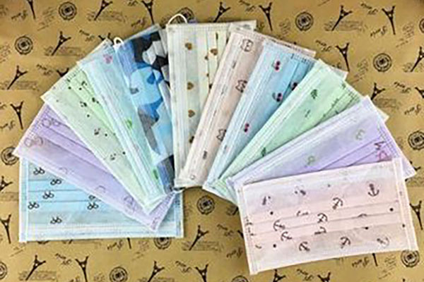 Doğru maskeyi takıyor musun? Çoğu insan bu hataları sıklıkla yapar!